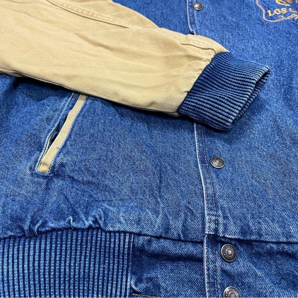 Vintage Denim Jacket 🧥 1996 - Picture 2 of 8